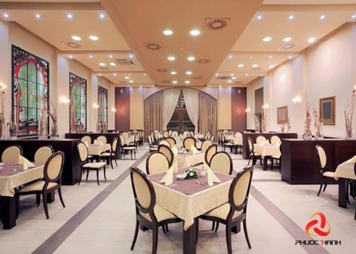 Phạm vi làm mát/sưởi ấm là tiêu chí đầu tiên khi lựa chọn điều hòa không khí cho nhà hàng